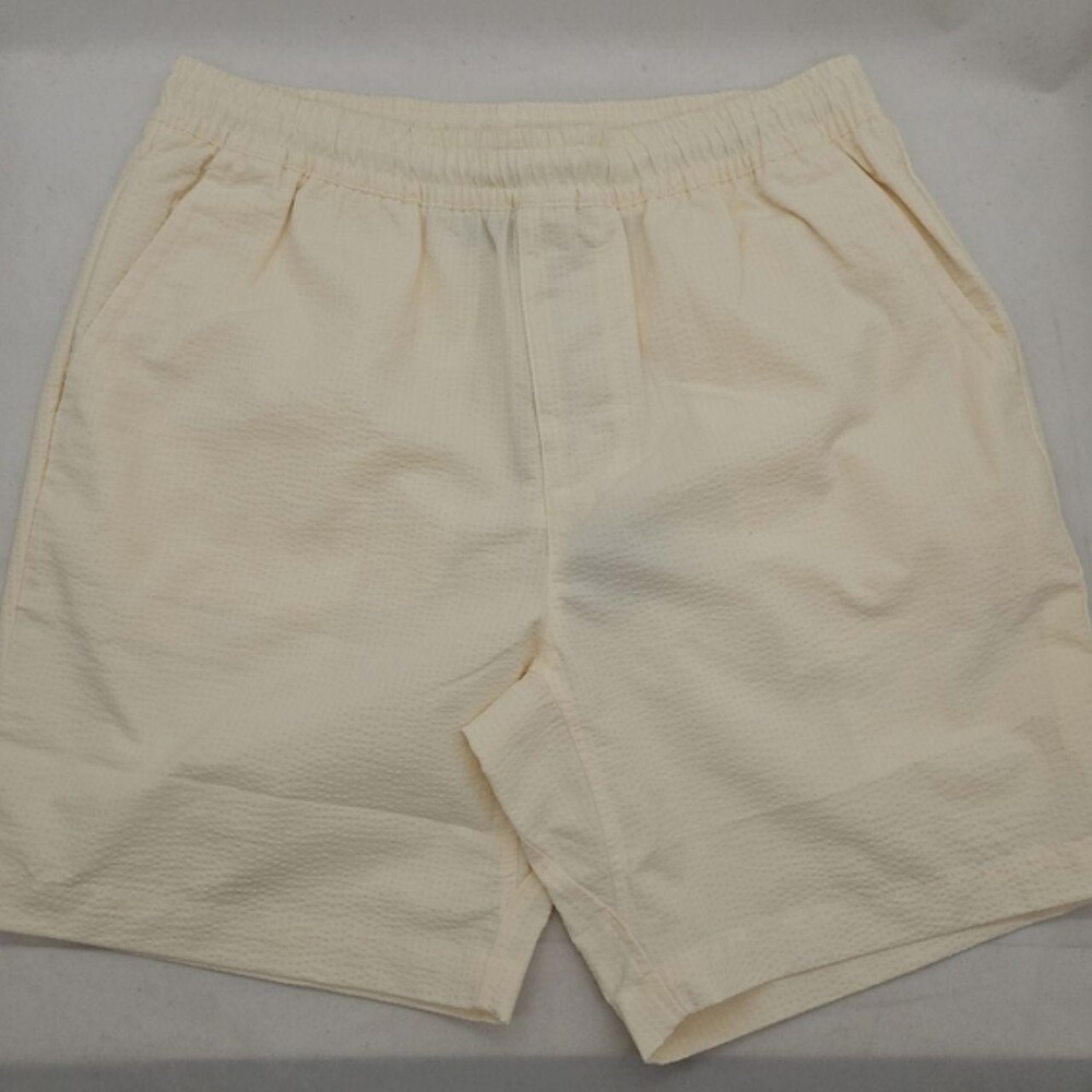 Nike Men's Cream and Yellow Shorts